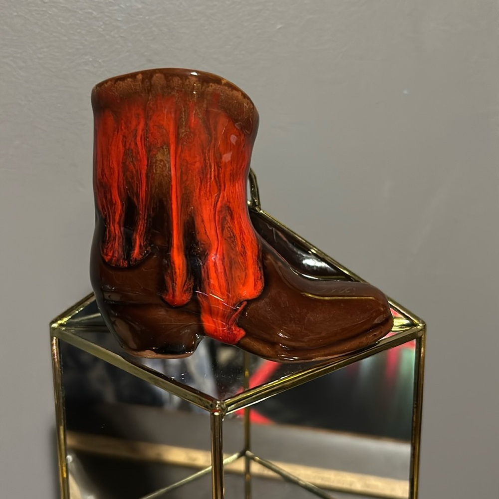 Vintage MCMaster Craft pottery cowboy cowgirl boot. MCM retro Vermilion Bay Ont